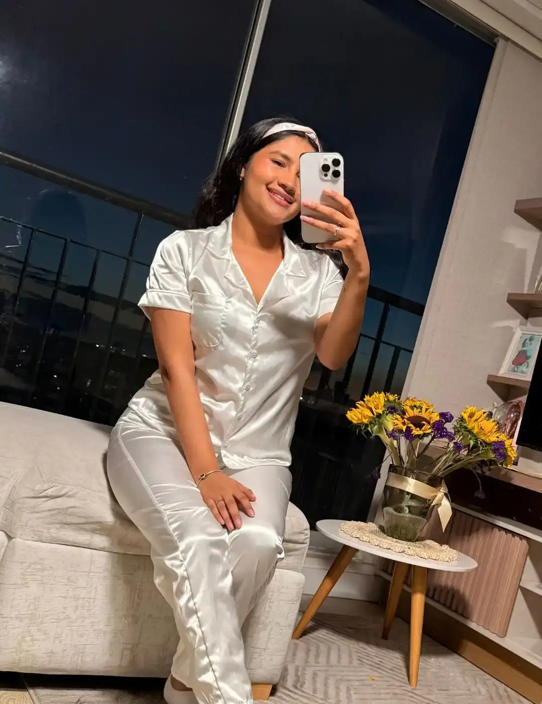 pijama-de-satin-manga-corta-blanca