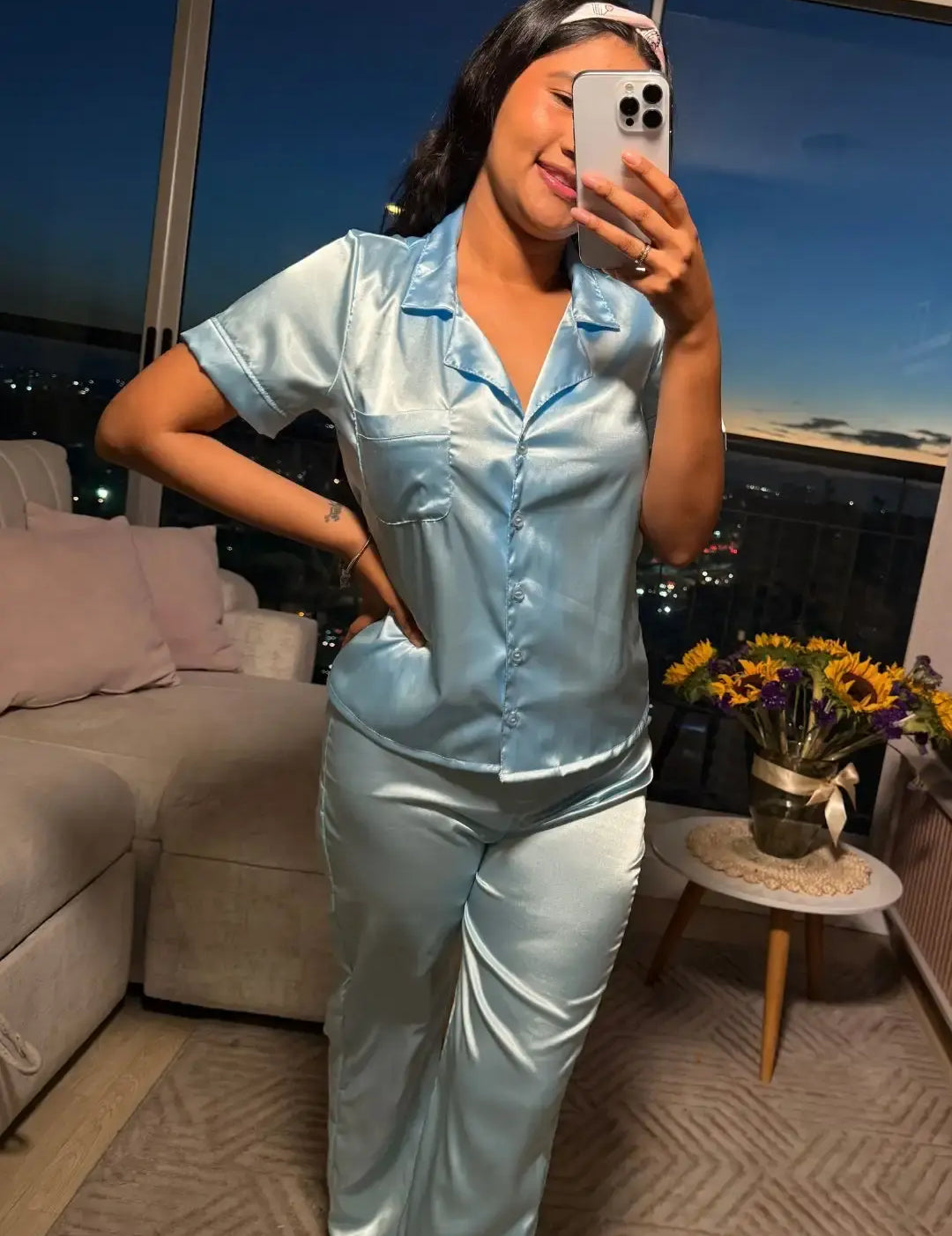 pijama-de-satin-manga-corta-azul