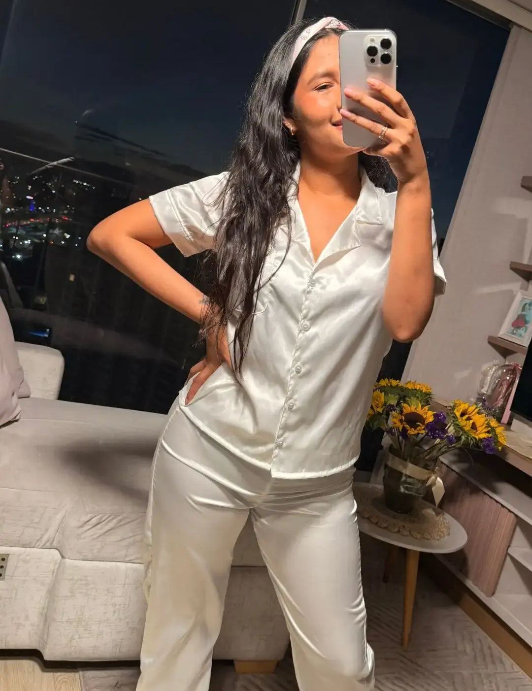 pijama-de-satin-manga-corta-blanca