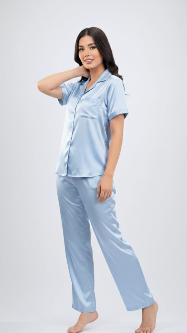 PIJAMA DE MUJER  EN SATIN MANGA CORTA